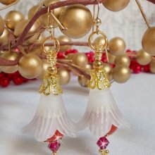 BO Secret Oriental avec des perles en céramique et des fleurs Lucite et des crochets d'oreilles en Gold Filled 14 carats